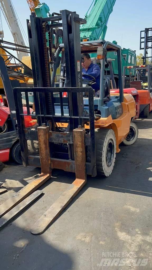 Toyota 5 ton Dizel forkliftler