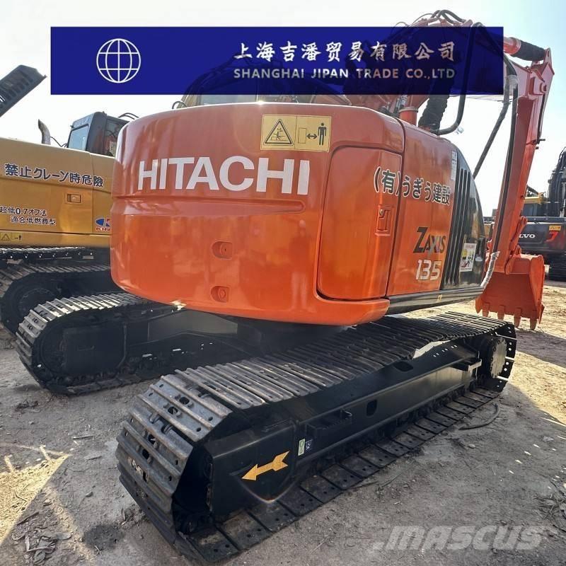 Hitachi ZX 135 US Paletli ekskavatörler