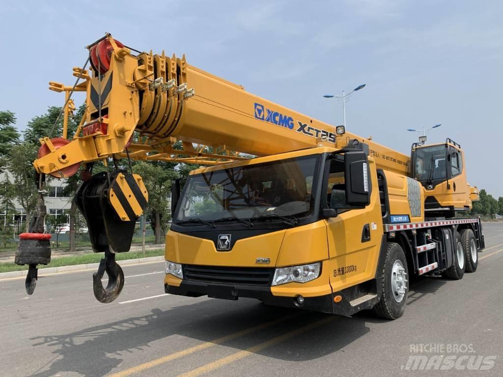 XCMG XCT25L5 Yol-Arazi Tipi Vinçler (AT)