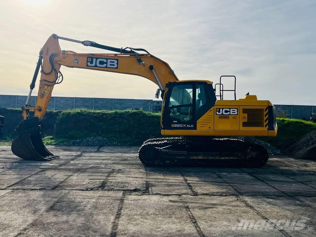 JCB 220X C 4F Paletli ekskavatörler