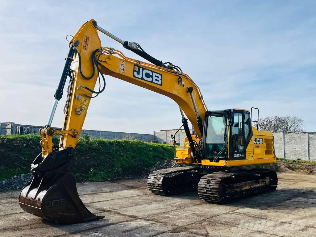 JCB 220X C 4F Paletli ekskavatörler