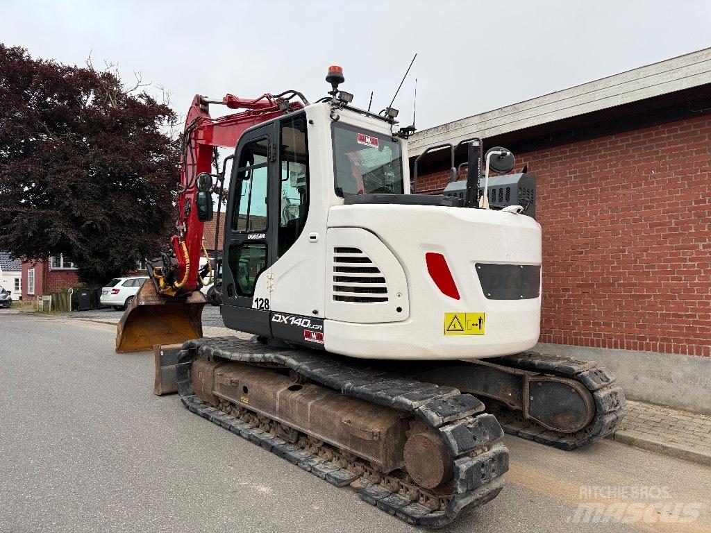 Doosan DX 140 LCR Paletli ekskavatörler