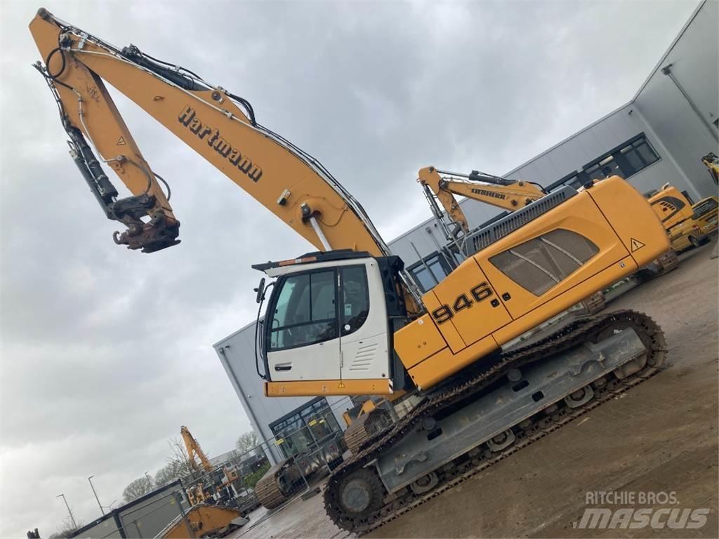 Liebherr R946 Paletli ekskavatörler