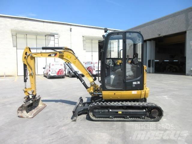 CAT 302.7 D CR Mini ekskavatörler, 7 tona dek