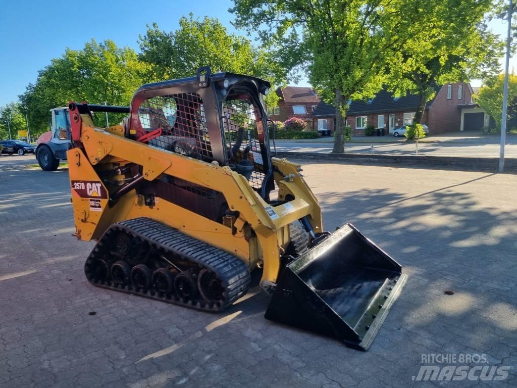 CAT 257 D Skid steer loderler