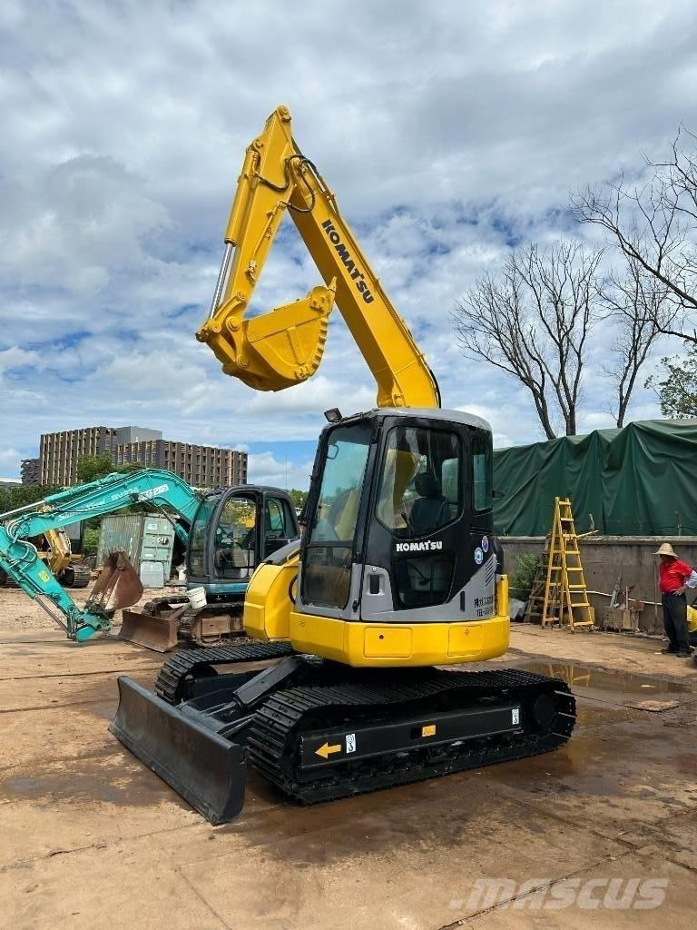 Komatsu PC 78 US-6N0 Paletli ekskavatörler