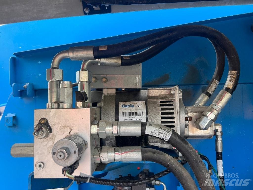 Genie S 65XC TRAX Körüklü personel platformları