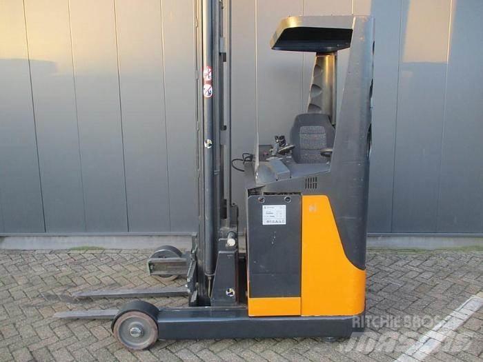 Still FM 17I Reach truck - depo içi istif araçları