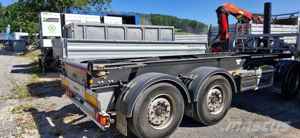 Fliegl DPS 240 Çekiciler, konteyner