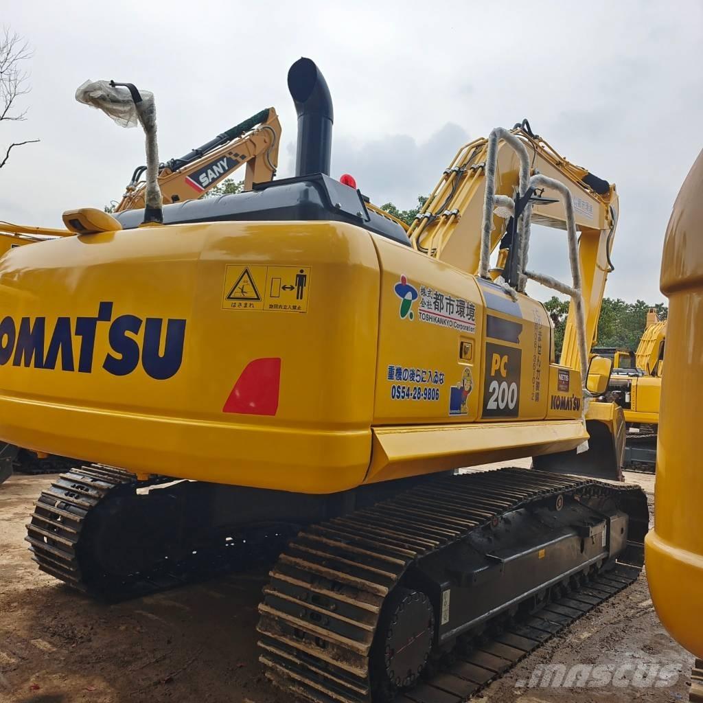 Komatsu PC 240 Paletli ekskavatörler