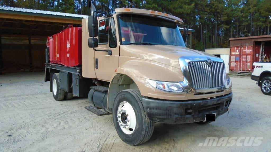 International 8500 Tankerli kamyonlar