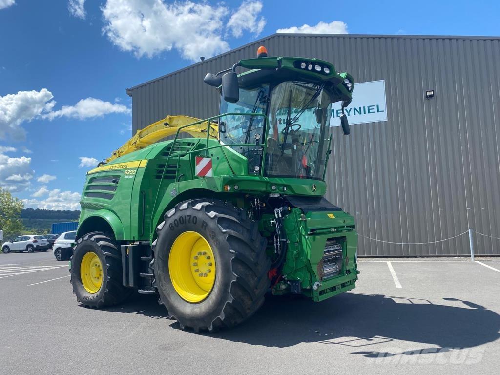 John Deere 8200 Silaj makinasi