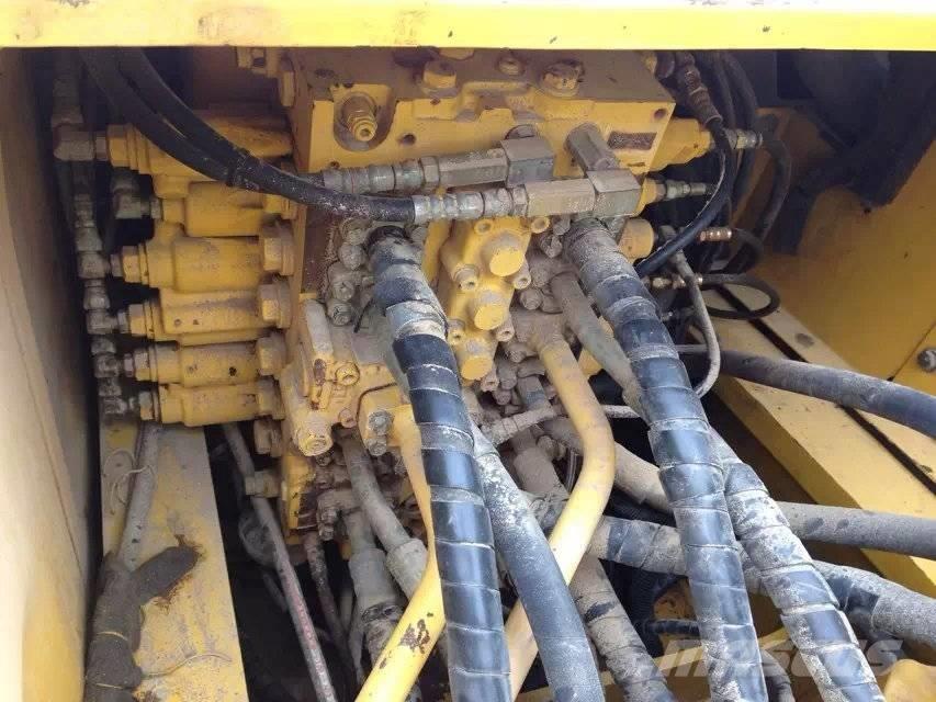 Komatsu pc220-7 Paletli ekskavatörler
