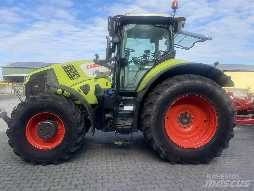 CLAAS AXION 830 Traktörler