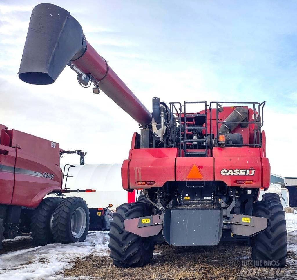 CASE 8230 Biçerdöverler