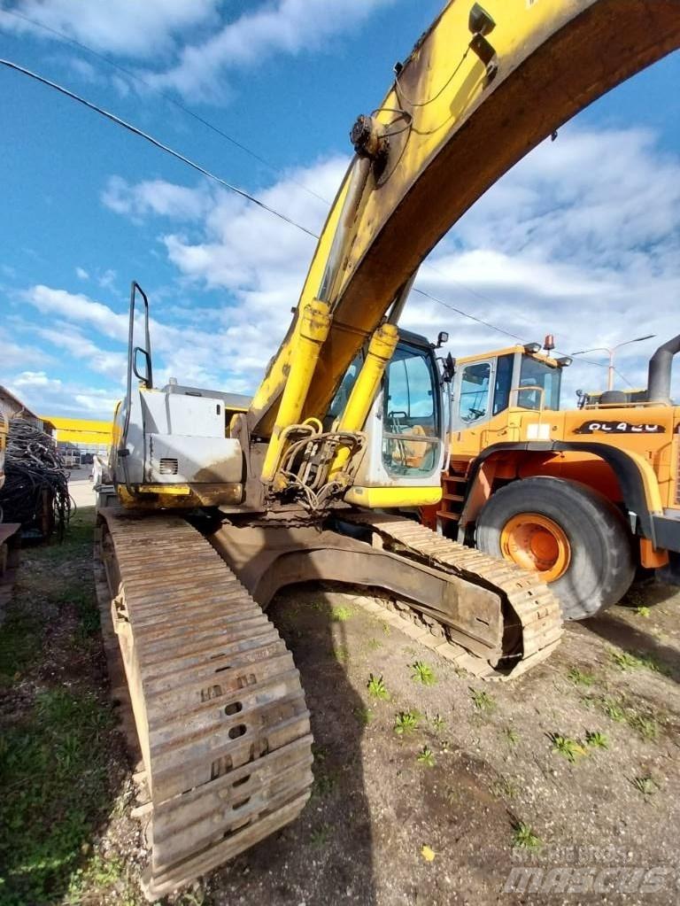 New Holland E 305 Paletli ekskavatörler