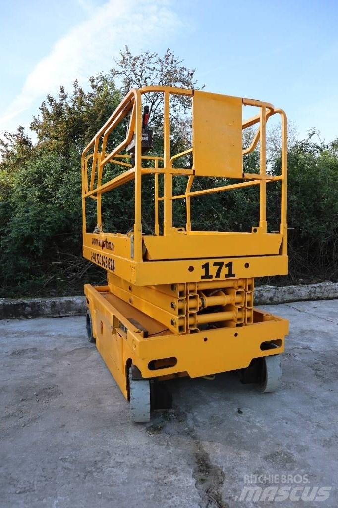 Haulotte Compact 10 Makasli platformlar