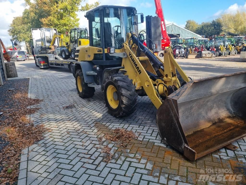 Yanmar V 120 Tekerlekli yükleyiciler