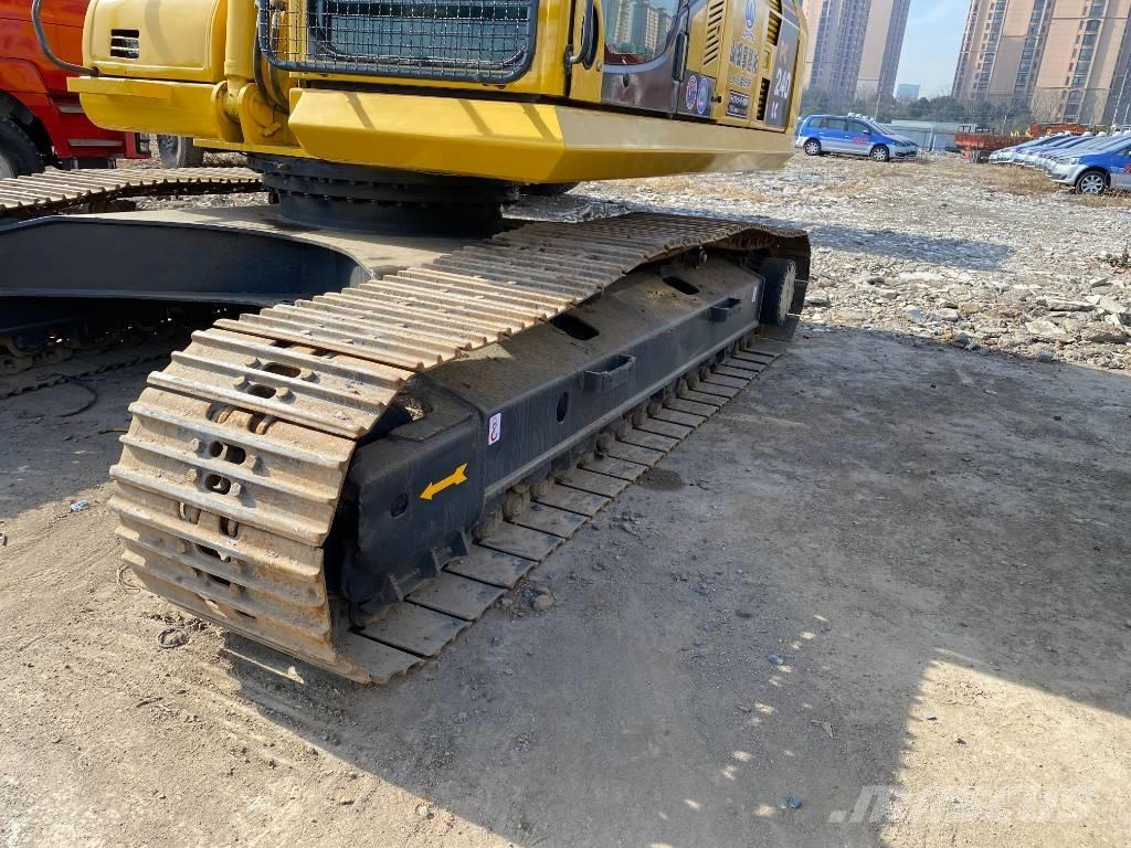 Komatsu PC240-7 Paletli ekskavatörler