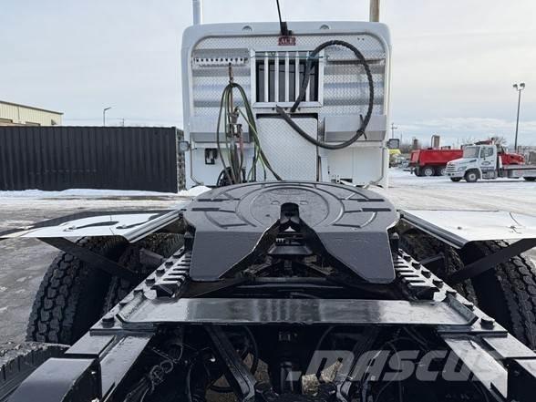 Kenworth T880 Çekiciler