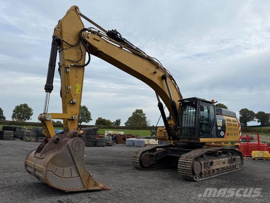 CAT 352 F Paletli ekskavatörler