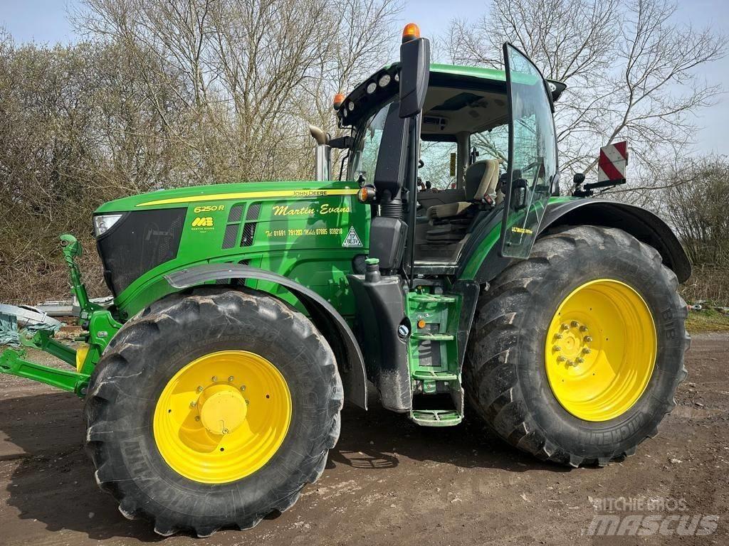 John Deere 6250 R Traktörler