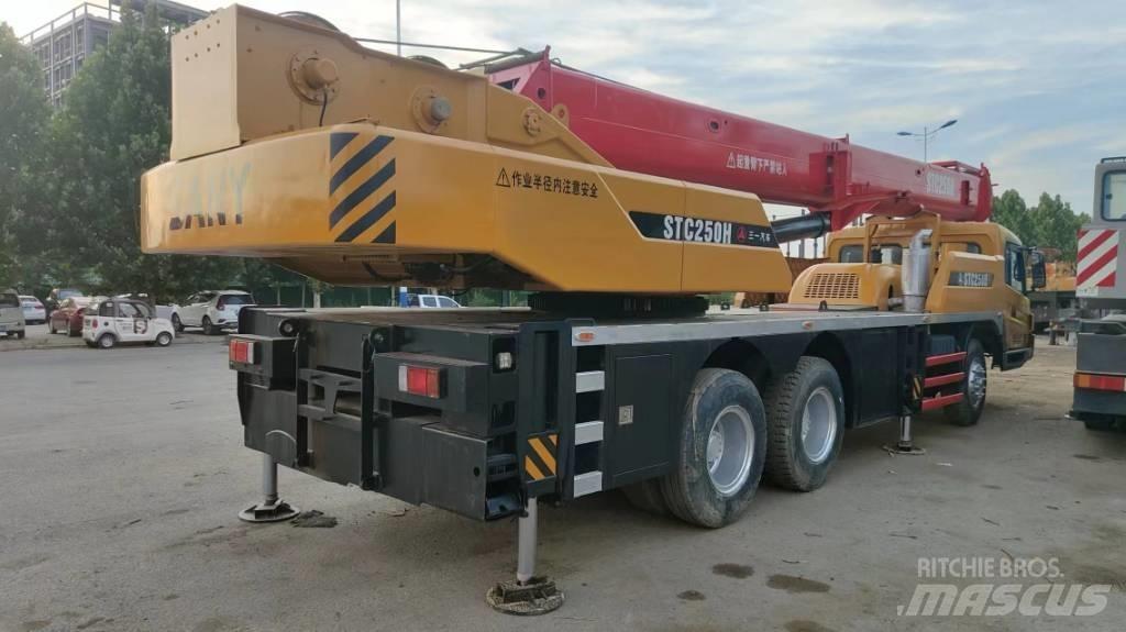 Sany STC250S Dış cephe asansörleri