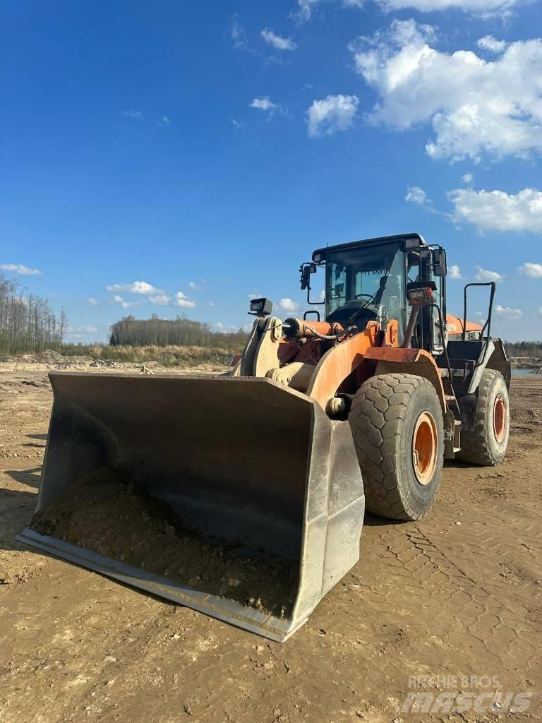 Hitachi ZW 250 Tekerlekli yükleyiciler