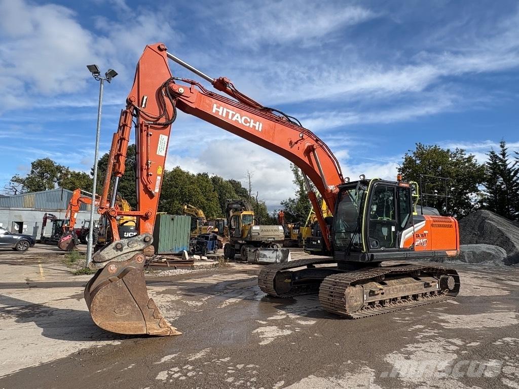 Hitachi ZX 210 LC-7 Paletli ekskavatörler