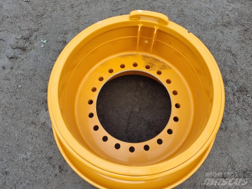 CASE 921 E rims Lastikler