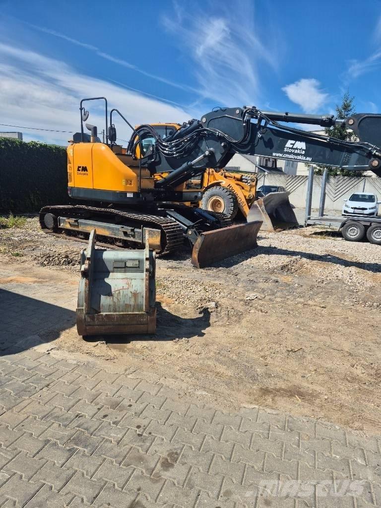 Hyundai HX 235 ALCR Paletli ekskavatörler