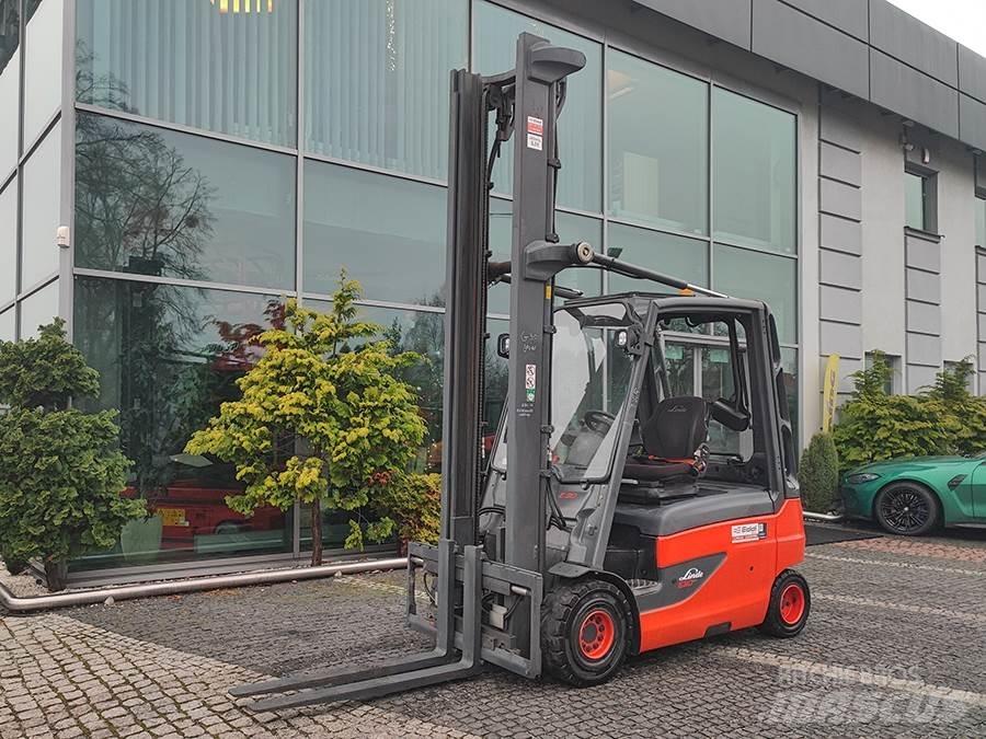 Linde E30L-01 Elektrikli forkliftler