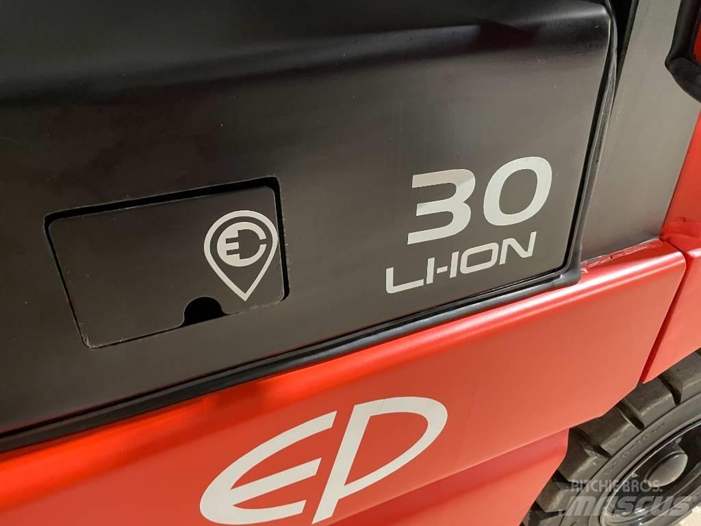 EP EFL302 Elektrikli forkliftler