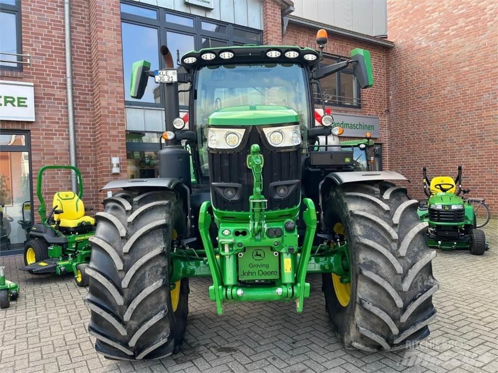 John Deere 6R215 Traktörler