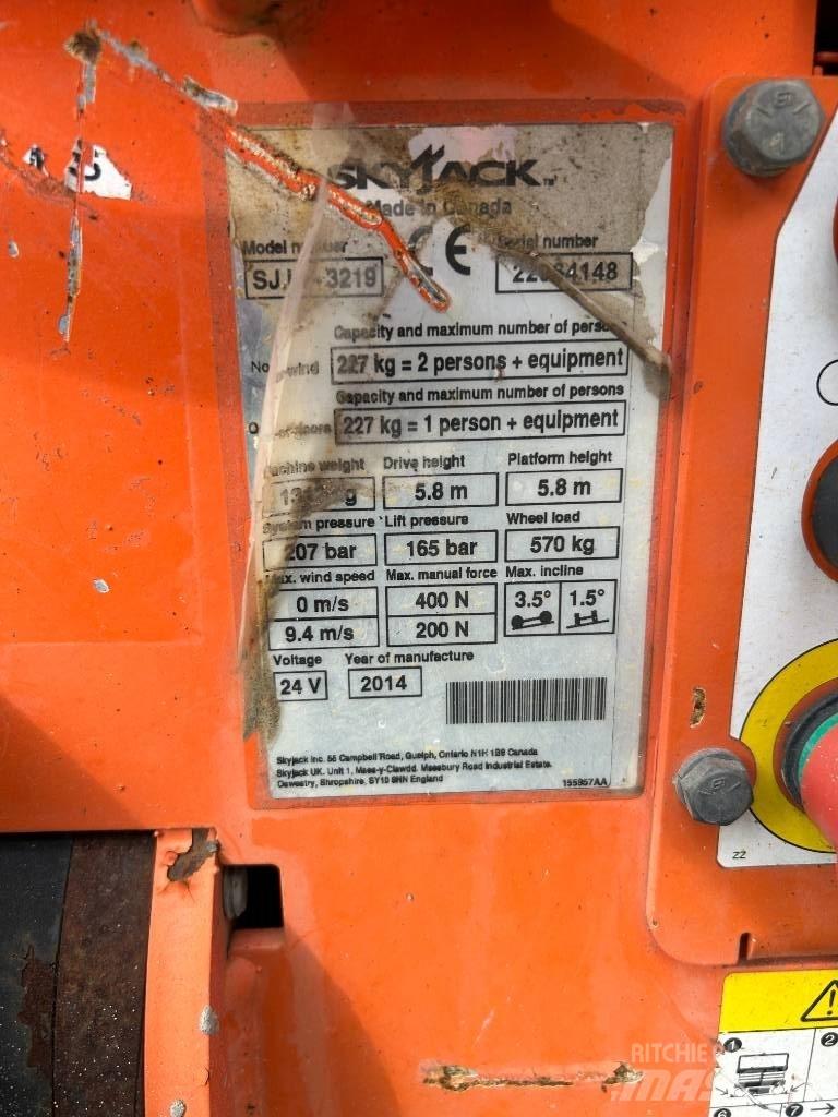 SkyJack SJ III 3219 Makasli platformlar