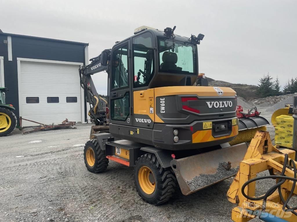 Volvo EW 60 Lastik tekerli ekskavatörler