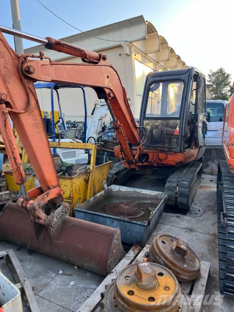 Hitachi ZX 50 Mini ekskavatörler, 7 tona dek