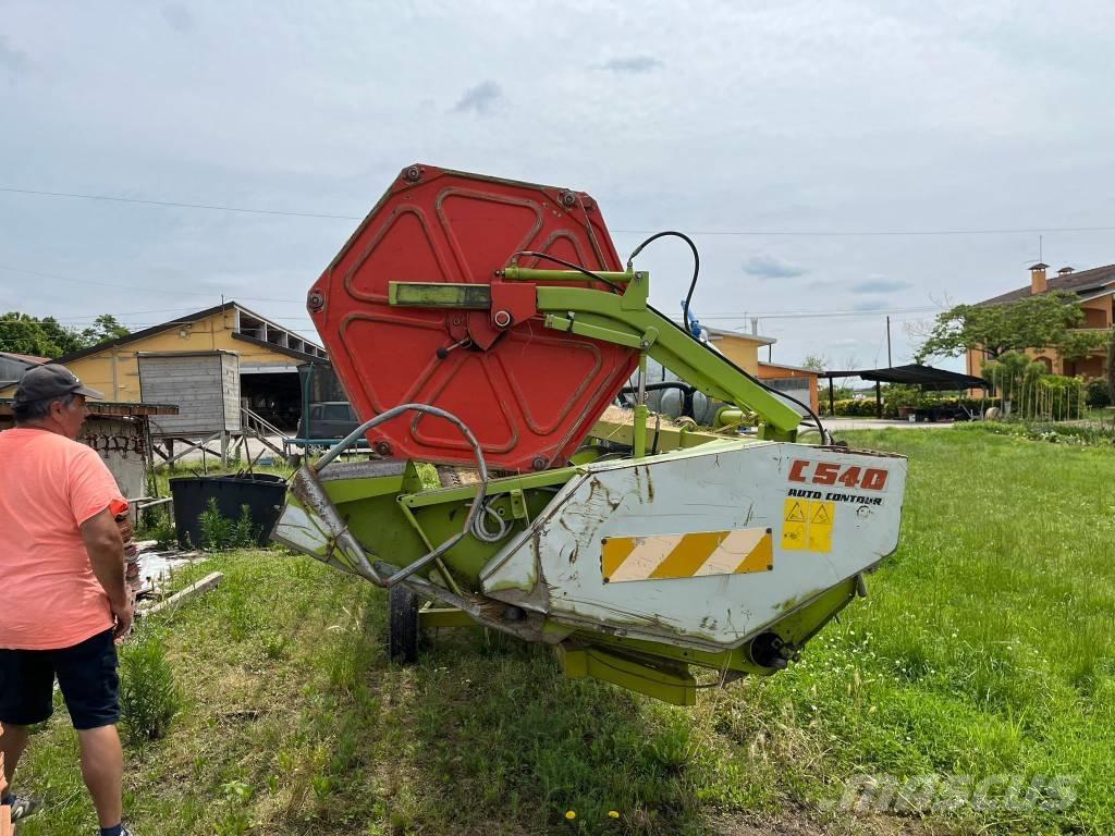 CLAAS C 540 Biçerdöver kafaları