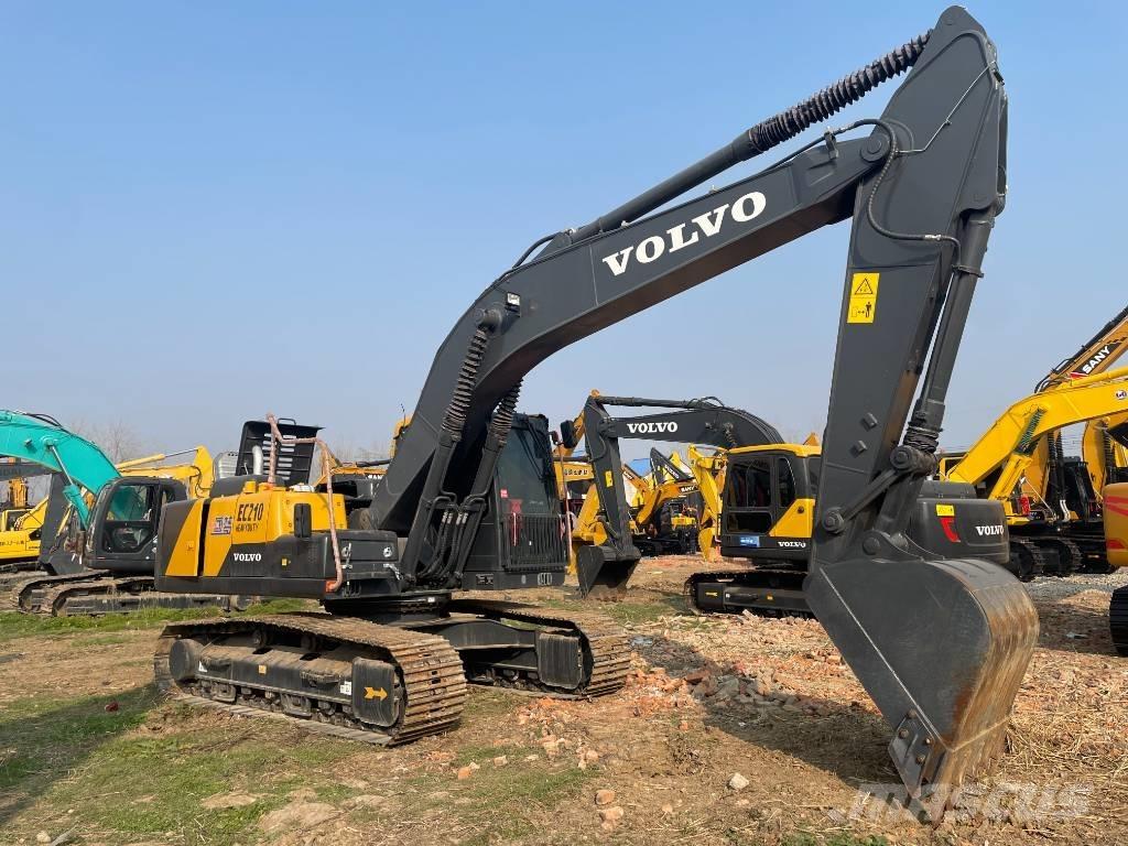 Volvo EC 210 Paletli ekskavatörler