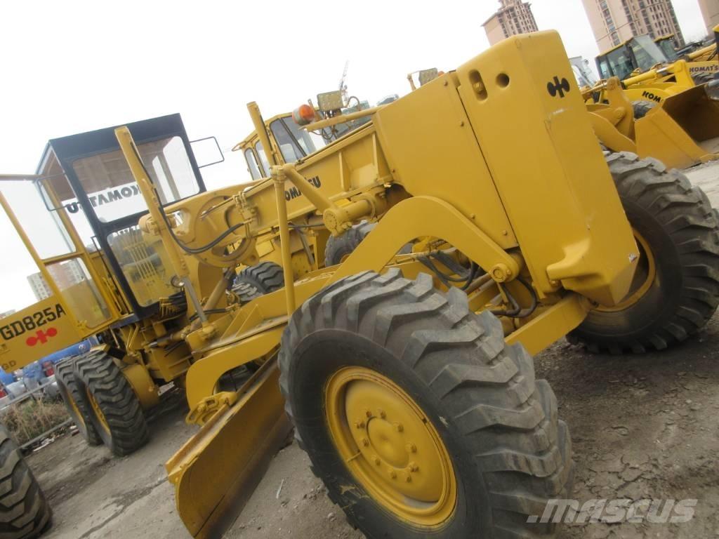 Komatsu GD 623 Greyderler