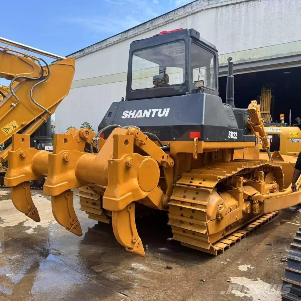 Shantui SD 22 Paletli dozerler