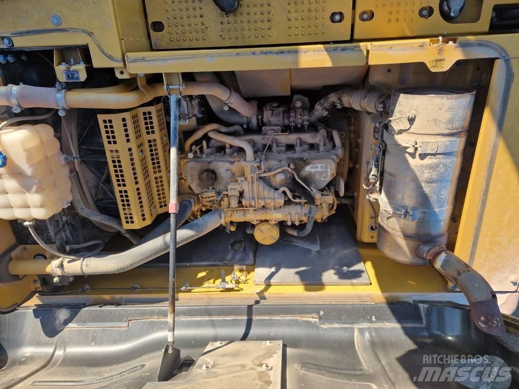 CAT 320 EL Paletli ekskavatörler