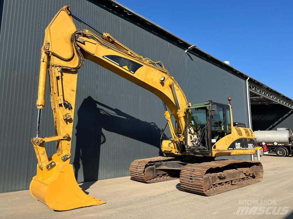 CAT 320C L Paletli ekskavatörler