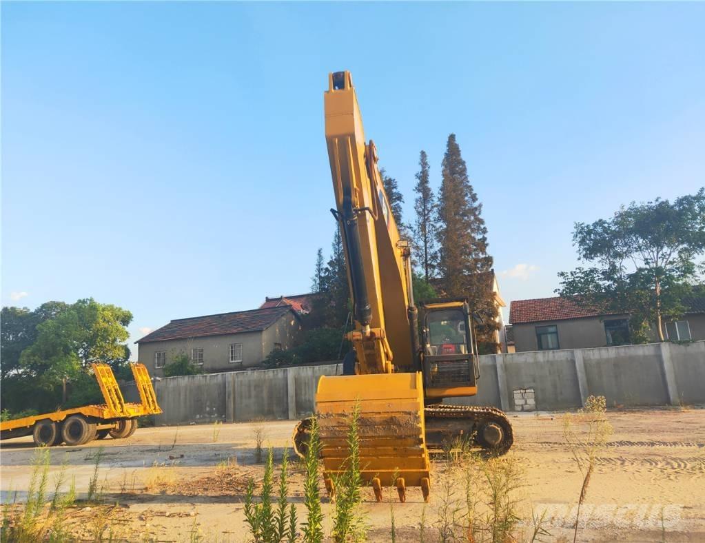 CAT 325 D L Paletli ekskavatörler