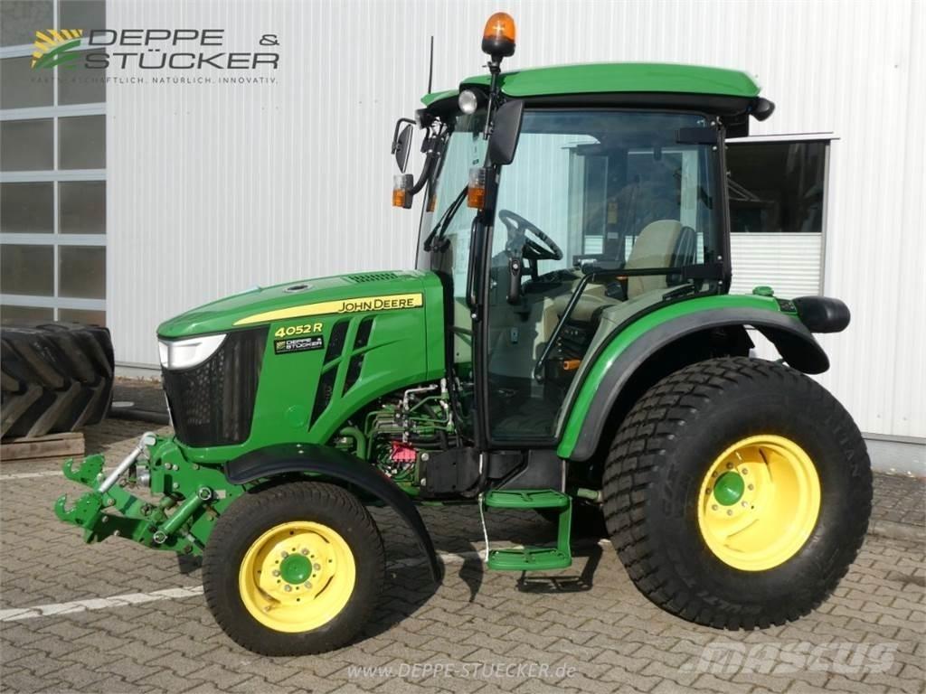 John Deere 4052R Traktörler