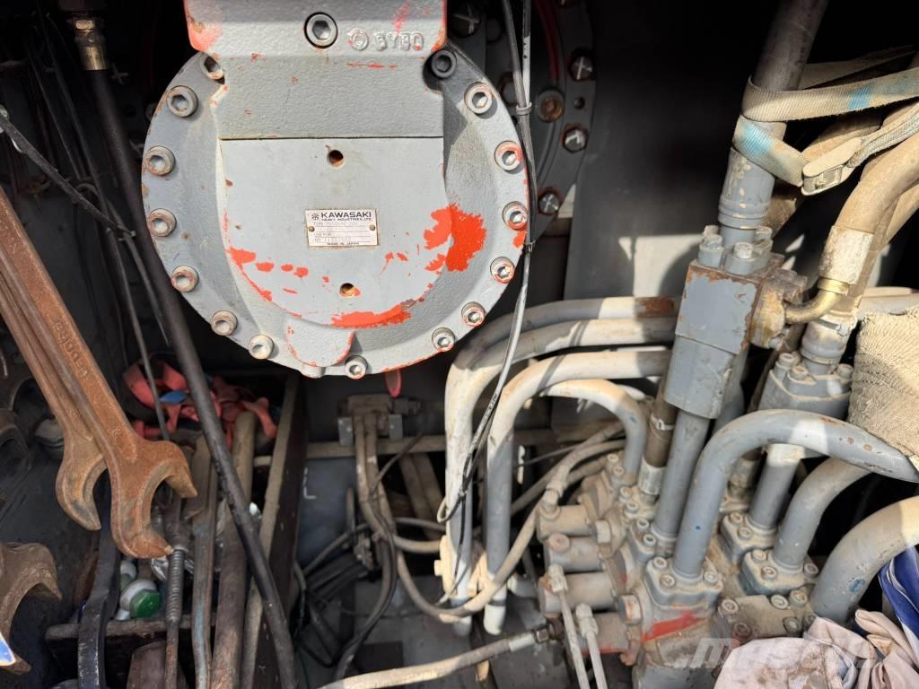 Hitachi KH300-3 PD Paletli vinçler