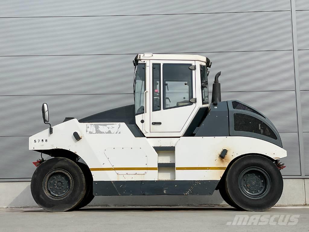 Bomag BW 24 RH Pnömatik lastikli silindirler