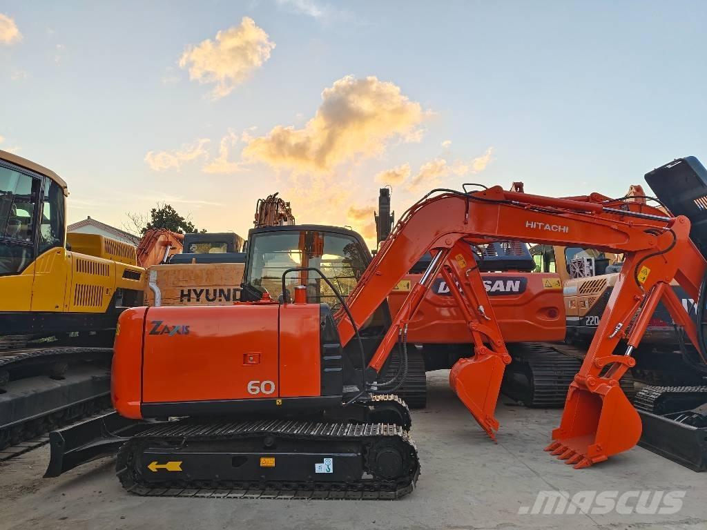 Hitachi ZX 60 Mini ekskavatörler, 7 tona dek
