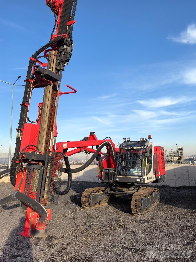 Sandvik DX 800 Sondaj kuleleri