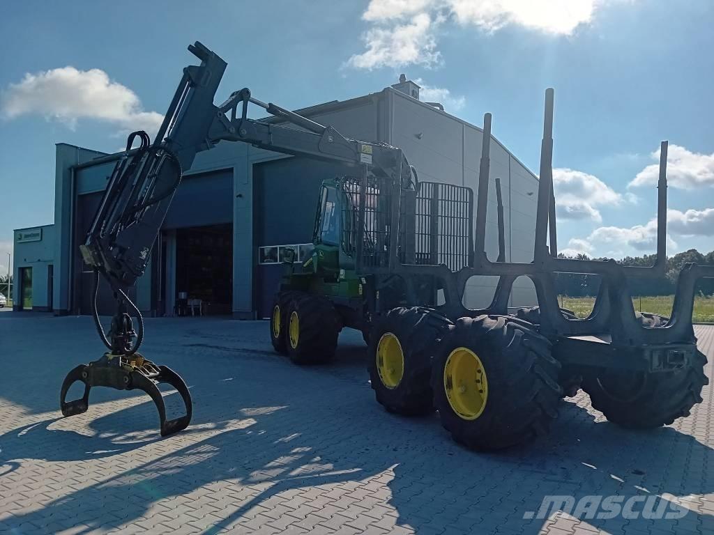 John Deere 1010G Tomruk yükleyici traktörler